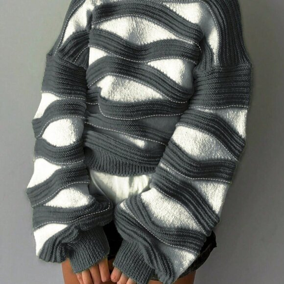 Ash Casual Women's Round Neck Wave Stripe Color Long-Sleeved Knit Sweater - Picture 4 of 4